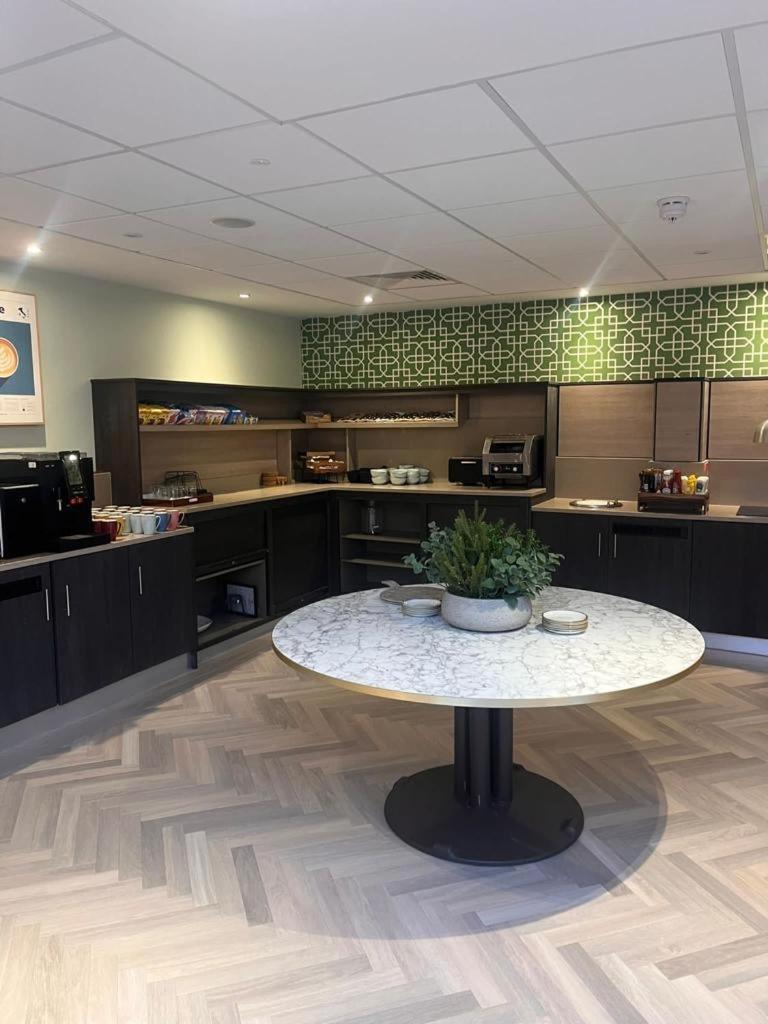 The Warwickshire Hotel And Country Club Leek Wootton エクステリア 写真